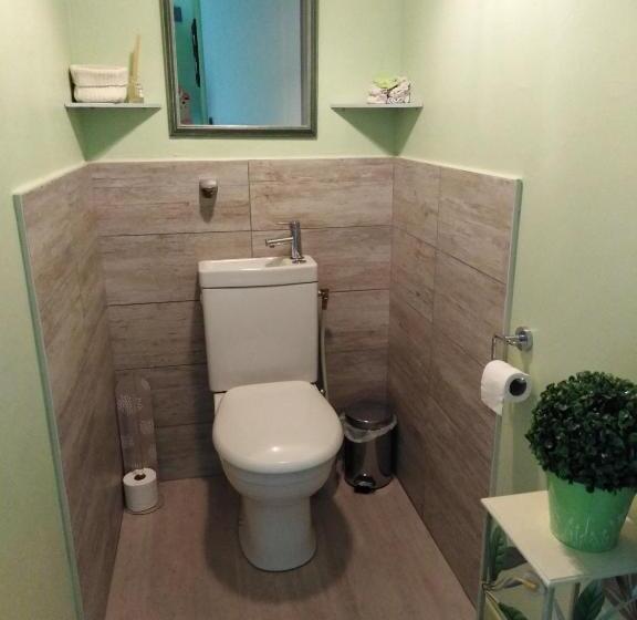 آپارتمان 1 خوابه با چشم‌انداز باغ, A 5 Min De Beaune, Logement Tout Confort Au Calme