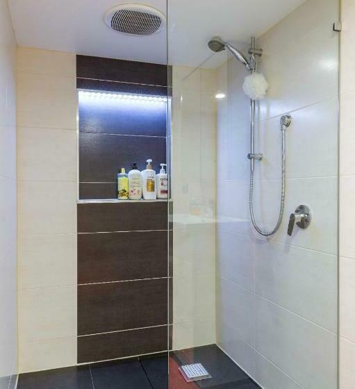 스탠다드 스튜디오, Modern & Homely Comfort