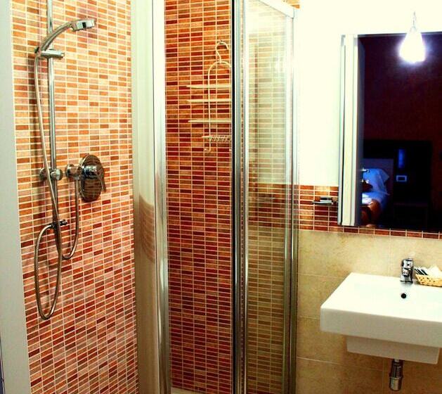 اتاق استاندارد چهار تخته, B&b Marbo Florence