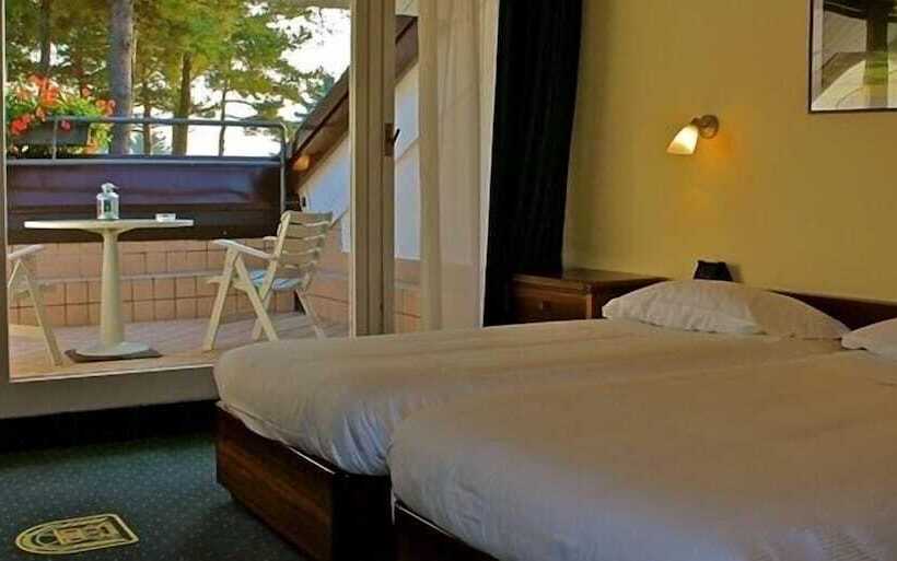 Номер Стандарт, Golf Hotel La Pinetina