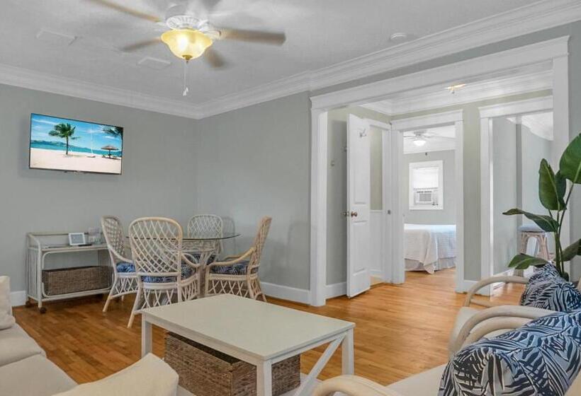 Люкс Кровать Кинг, Carolina Beach Inn