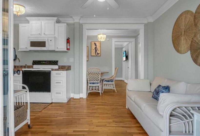 Люкс, Carolina Beach Inn