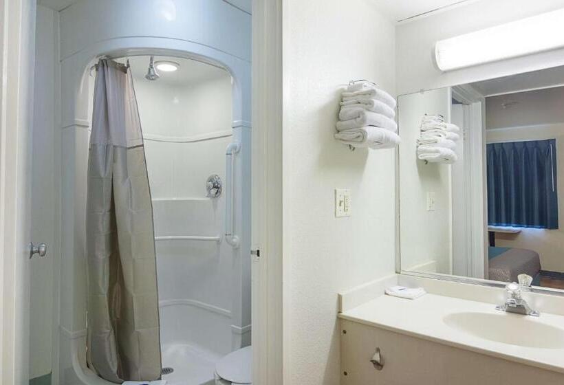 四人豪华间, Motel 6 Fredericksburg, Va  North