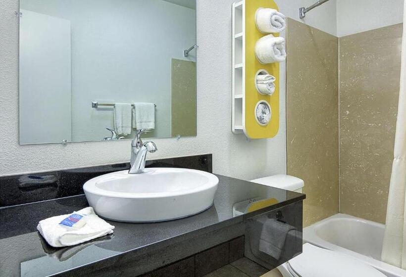 Четырехместный Номер Стандарт, Motel 6 Harrisonburg, Va   South
