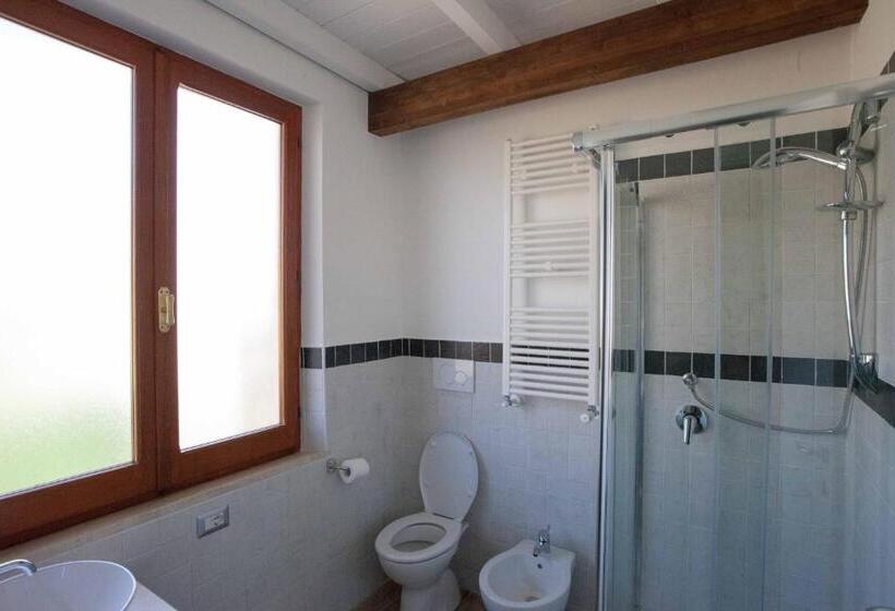 Júnior Suíte Dúplex, Locanda Degli Artisti