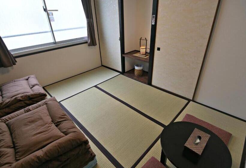Номер Стандарт Совместная Ванная, Jhoppers Hiroshima Guesthouse