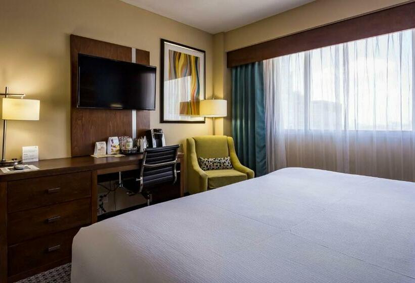 Номер бизнес-класса, Holiday Inn Houston Downtown, An Ihg