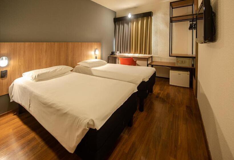 Номер Стандарт, Ibis Betim