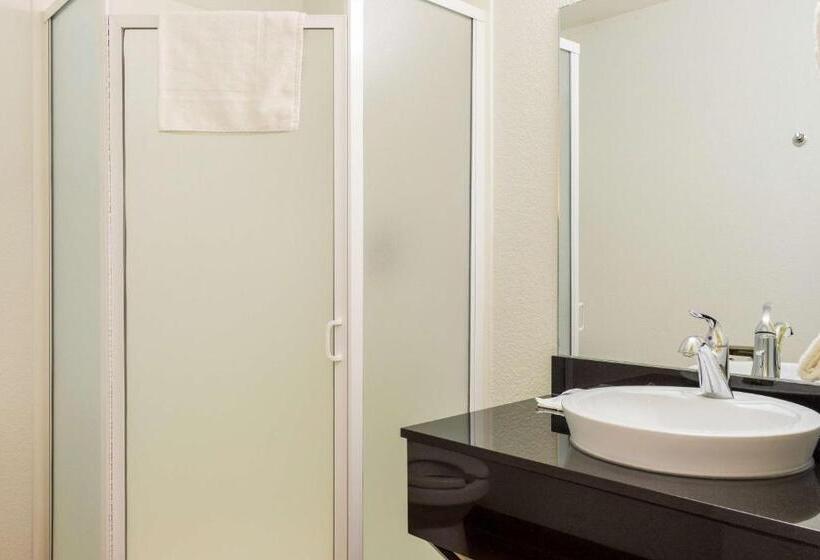 Четырехместный Номер Стандарт, Motel 6 Mojave, Ca