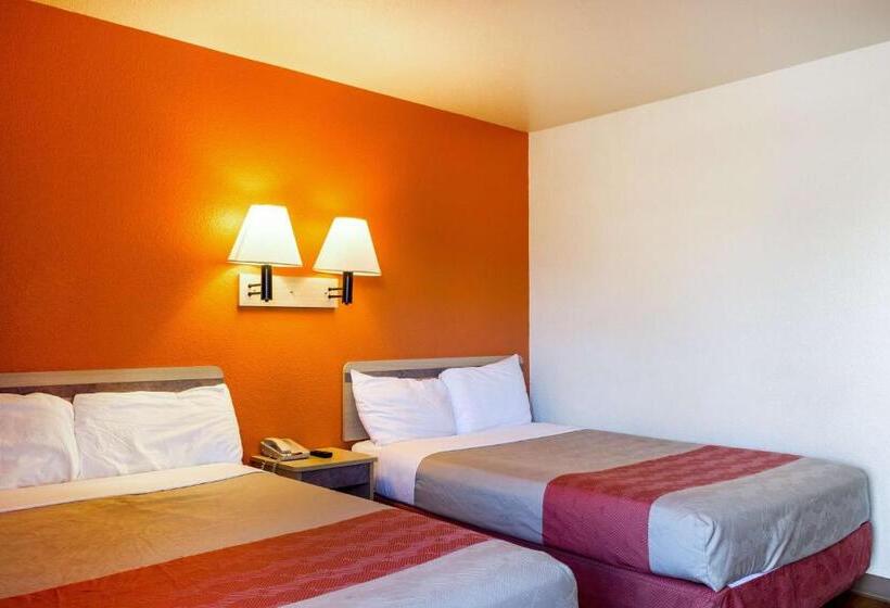 Четырехместный Номер Стандарт, Motel 6 Mojave, Ca