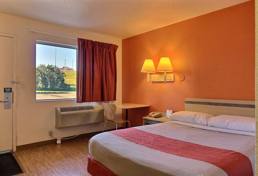 디럭스 룸, Motel 6 Bismarck, Nd
