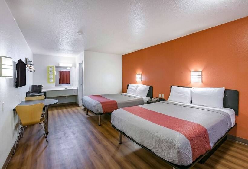 Номер Deluxe, Motel 6 dothan, Al