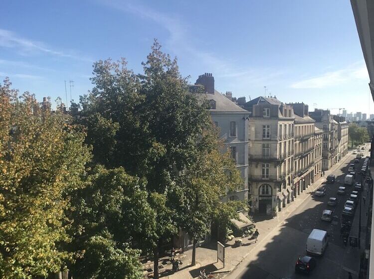 Номер Премиум, Okko Hotels Nantes Château