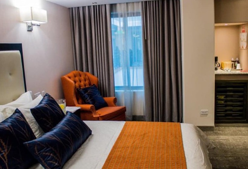 Quarto Deluxe, Ticuan