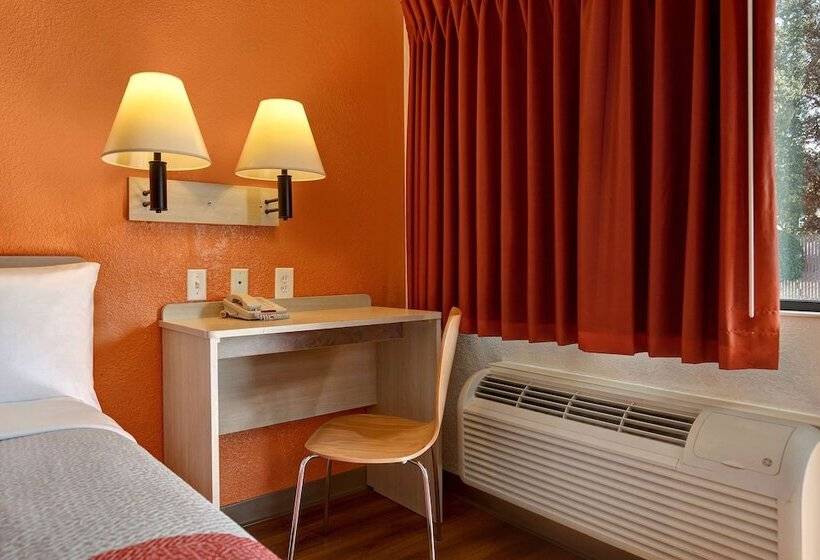 Люкс, Motel 6 Monterey, Ca