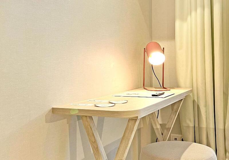 اتاق استاندارد سه نفره, Soho Boutique Cadiz