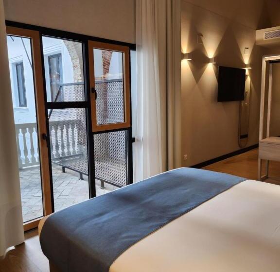 سوییت جونیور, Soho Boutique Cadiz