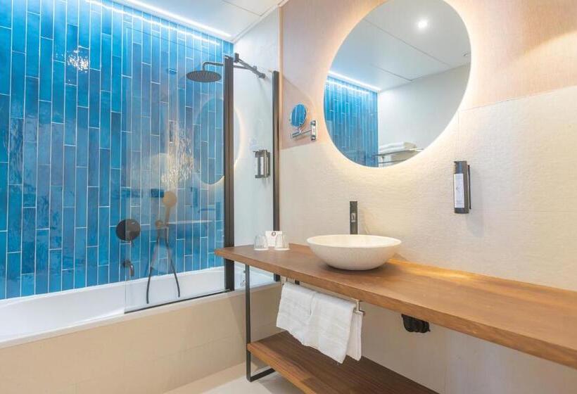 سوییت جونیور, Soho Boutique Cadiz