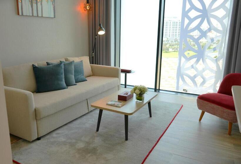 Люкс, Intercityhotel Muscat