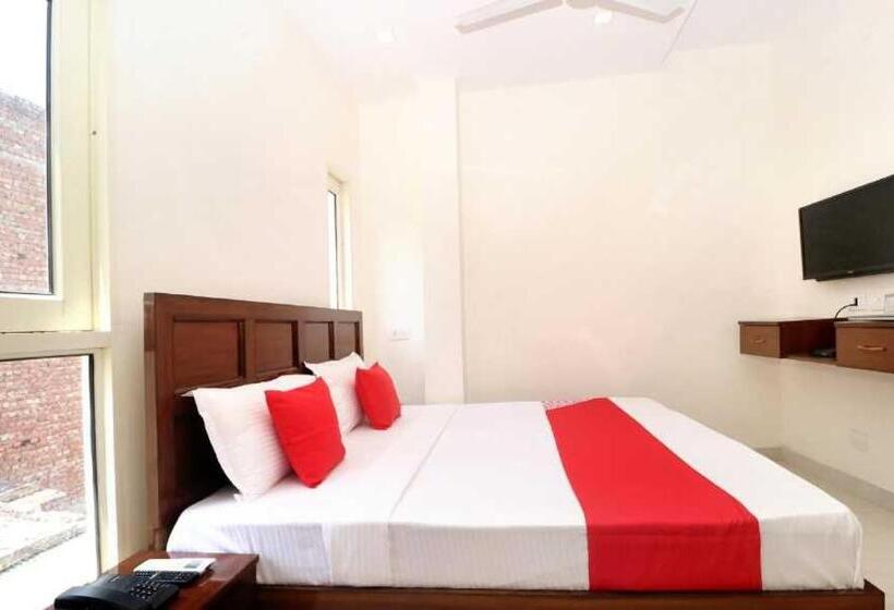 اتاق کلاسیک سه تخته, Super Hotel O Stellan