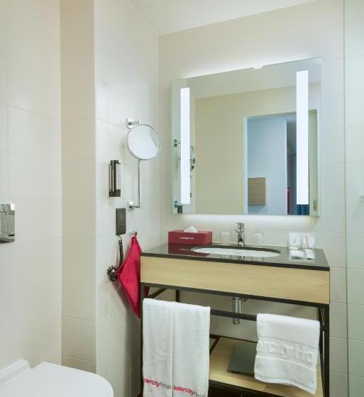 اتاق لوکس با تخت بزرگ, Intercityhotel Muscat