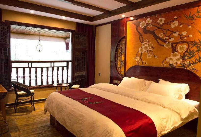 스탠다드 룸 킹사이즈 침대, Fenghuang Tujia Ethnic Minority River View