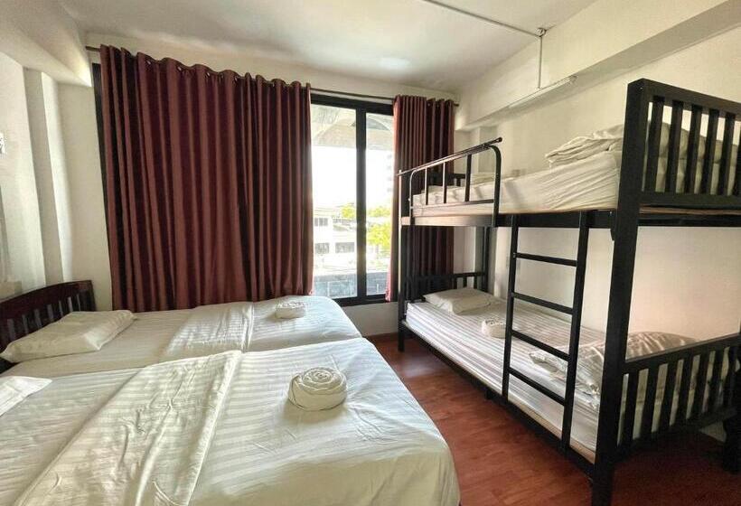 家庭间, Bake Room Hostel