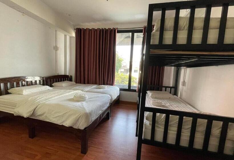 غرفة عائلية, Bake Room Hostel