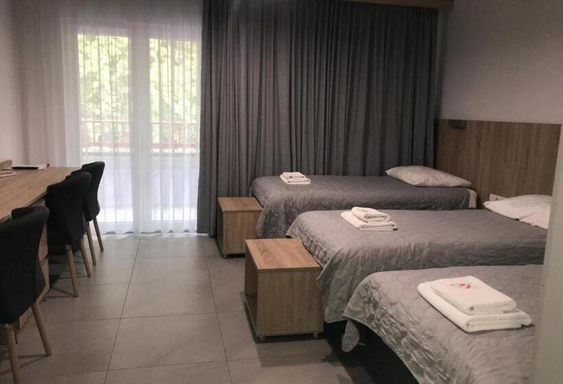 Трехместный Номер Deluxe, Centralny Ośrodek Sportu   Wałcz