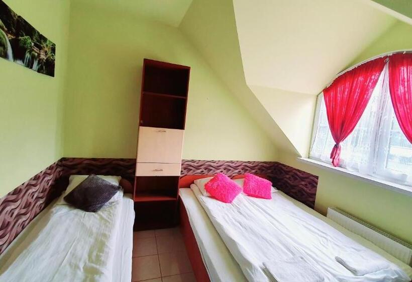 四人标准间, Zajazd Orchidea   Hotel 24h