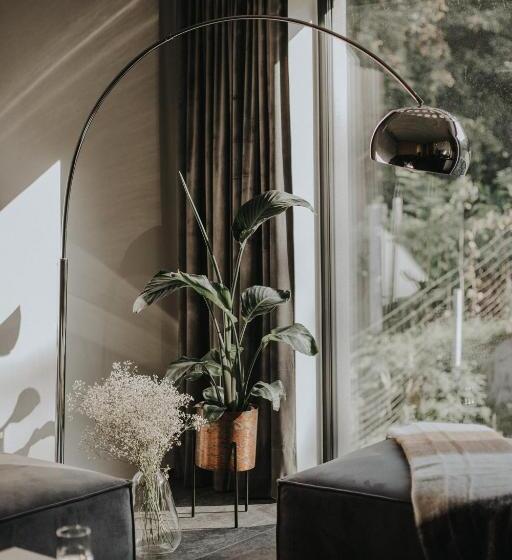 1 Bedroom Penthouse Apartment, Apartamenty Heyer