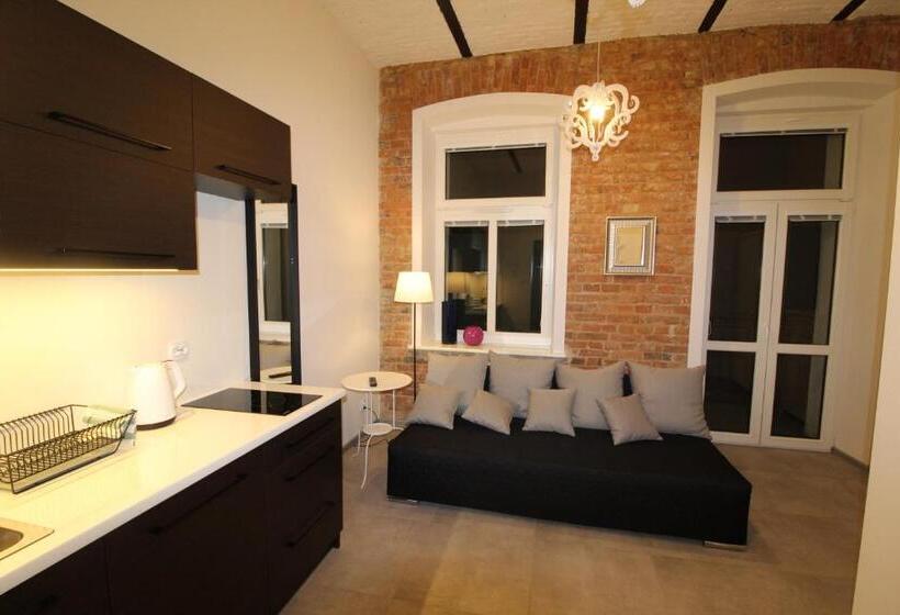 استودیوی استاندارد, Apartamenty Centrum Częstochowa Stara Kamienica
