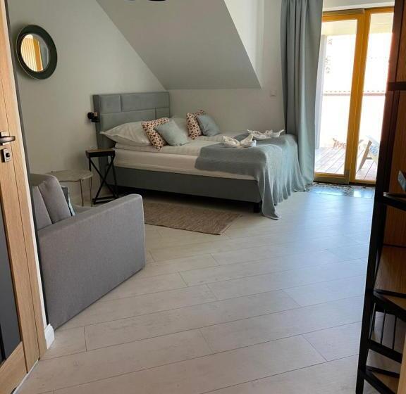 Номер Deluxe Вид на Море Боковой, Nova Apartamenty Rewa