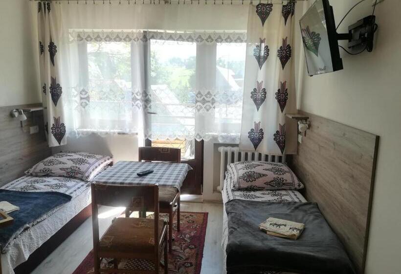 Номер Стандарт с Балконом, Pokoje Gościnne U Babuni