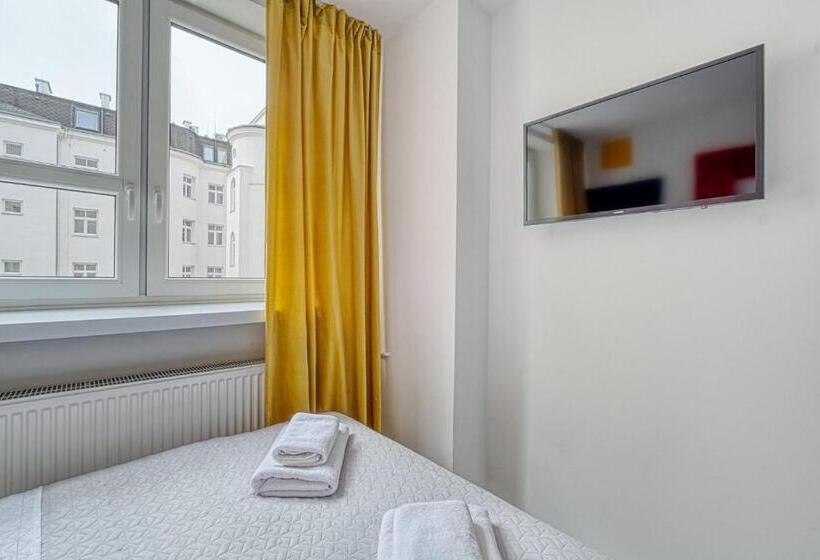 اتاق استاندارد, Level Rooms