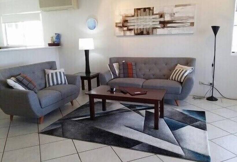 침실 3개 바다 전망 아파트, Bali Hai Apartments Noosa