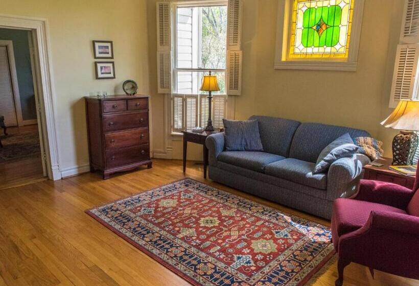 Люкс Superior, Charles Bass House Bed & Breakfast