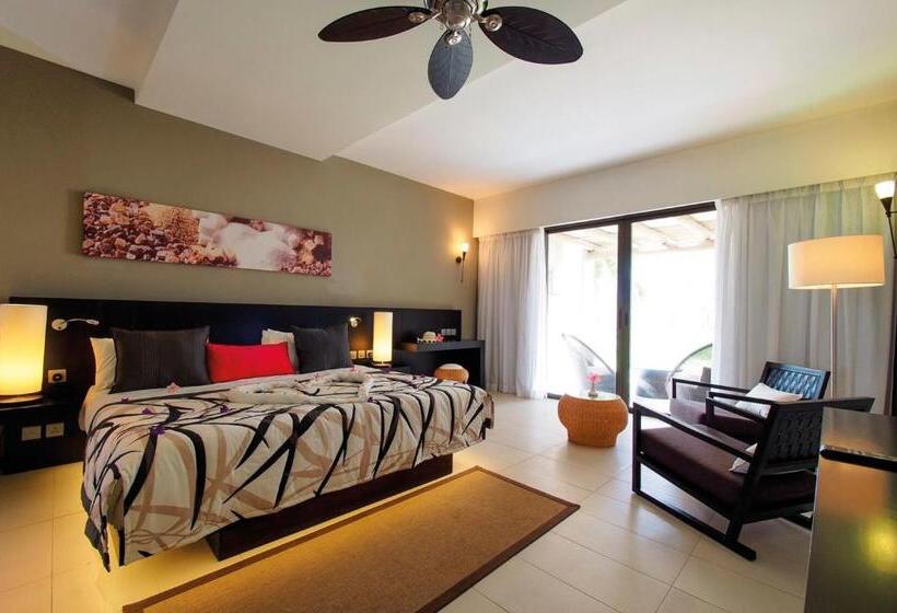 اتاق سوپریور با چشم‌انداز استخر, Crystals Beach Resort Belle Mare, A Member Of Radisson Individuals