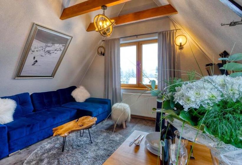 1 Bedroom Penthouse Apartment, Villa Delta Boutique