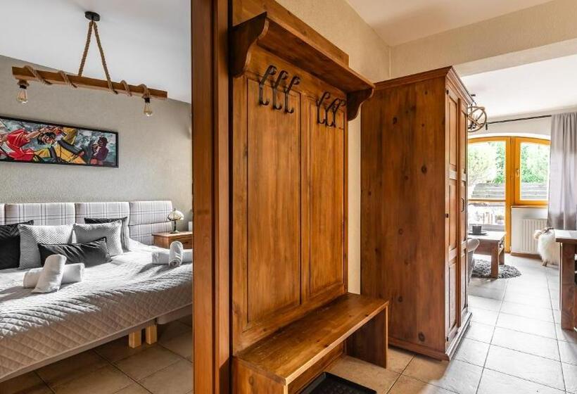 آپارتمان 1 خوابه با تراس, Villa Delta Boutique