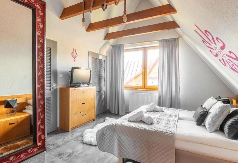 1 Bedroom Penthouse Apartment, Villa Delta Boutique