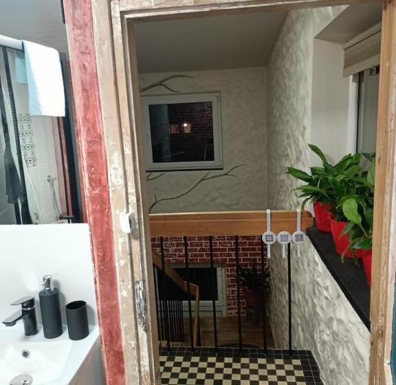 Номер Стандарт Трехместный, 5 Kroków