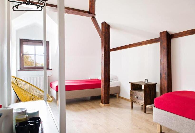 اتاق استاندارد چهار تخته, Hostel Starówka