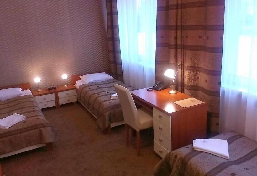 Номер Стандарт Трехместный, & Spa Odeon
