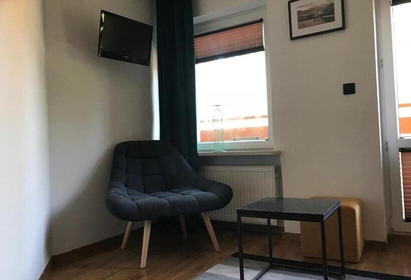 اتاق استاندارد با بالکن, Niech To Szlak B&b