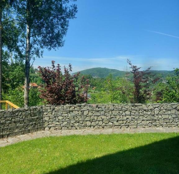 اتاق استاندارد چهار تخته, Niech To Szlak B&b