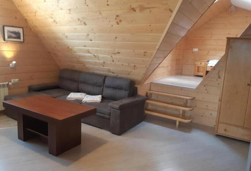 Студия Стандарт, Apartamenty I Pokoje Gościnne Nowita