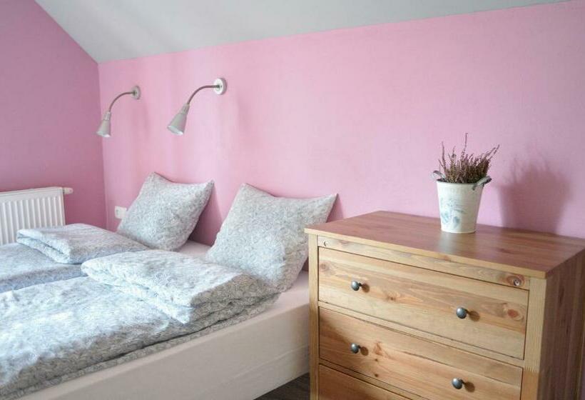اتاق استاندارد با چشم‌انداز کوهستان, Babie Lato Bed&breakfast