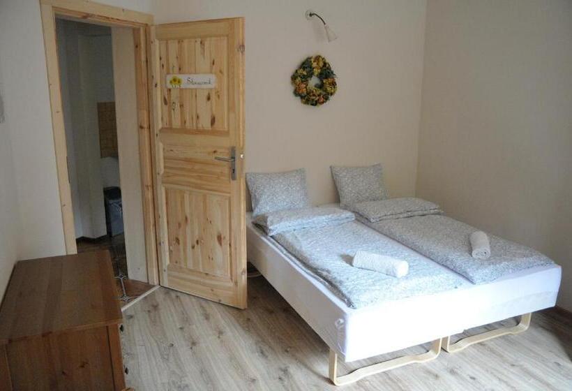 اتاق استاندارد سه نفره, Babie Lato Bed&breakfast