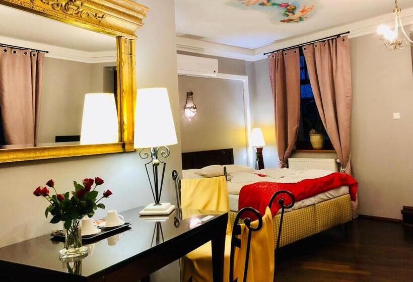 Семейное Студио, Restauracja   Hotel Mocca D Oro